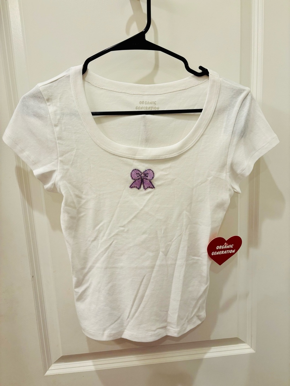 NWT Organic Generation Scoop Neck baby Tee w/ beaded Purple bow- L